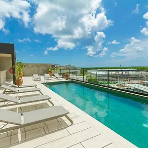 Impresionante Tuk Aparthotel